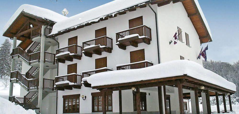 Park Hotel Gran Bosco Oulx المظهر الخارجي الصورة